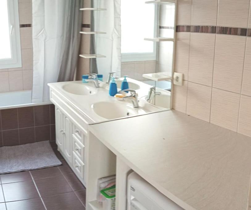 Chambre #2 Dans Appartement Partage - Proche Des Vosges Thann Luaran gambar